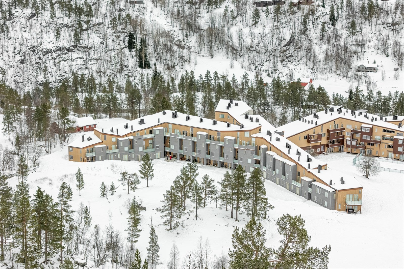 Velkommen til Solfonn Family resort! Flott leilighet over 2 plan med 3 soverom og 2 stuer Galleribilde