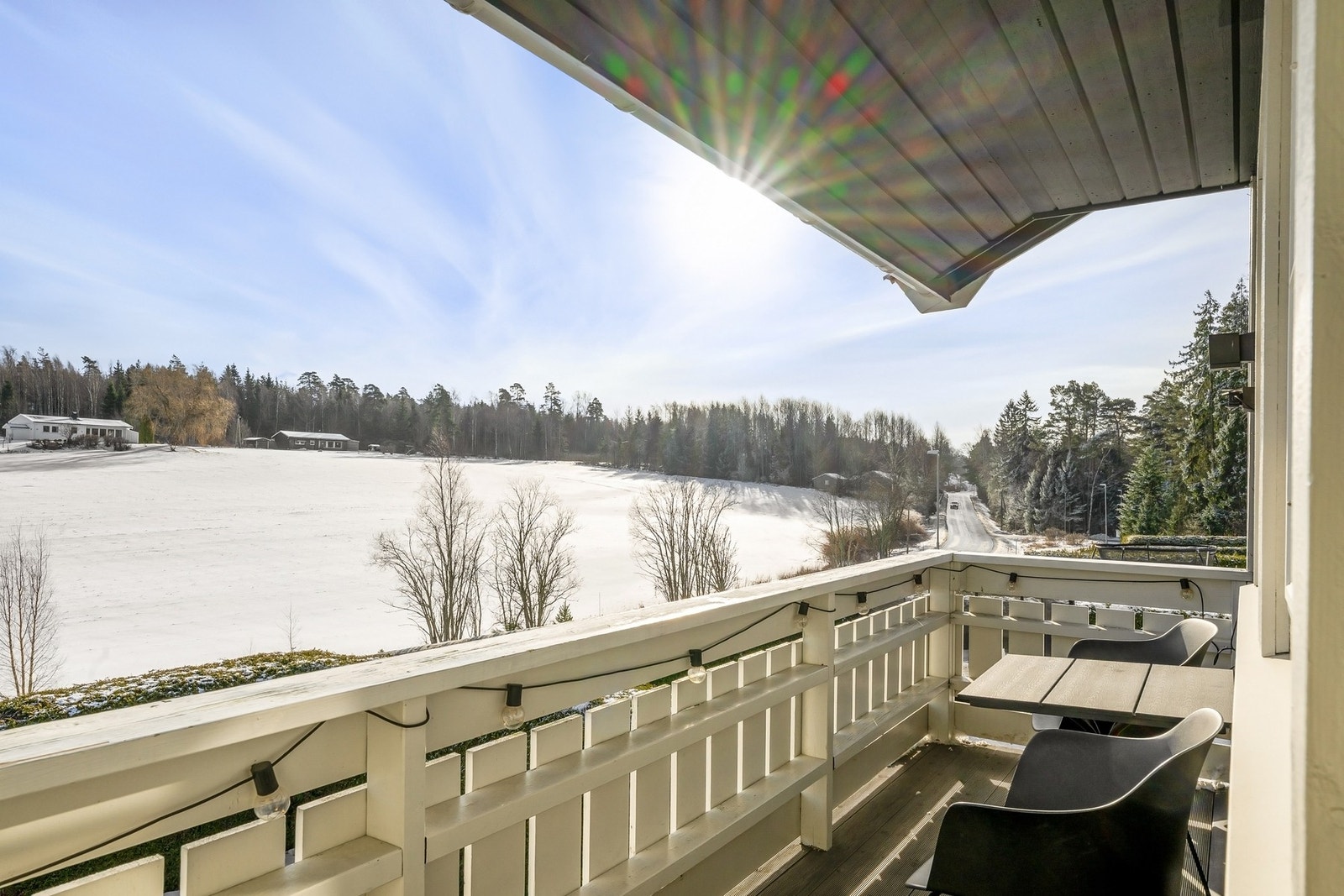 Utsikt over jordet og skog gir ekstra ro! Galleribilde