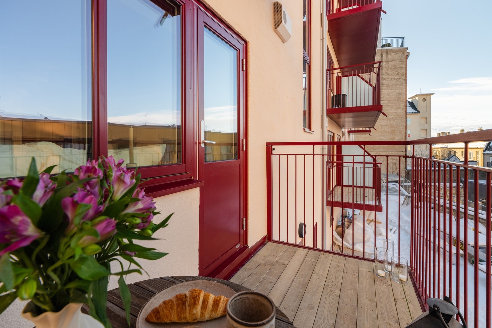 Dette er en lys og stilren 2-roms med balkong - perfekt førstegangskjøp! Galleribilde