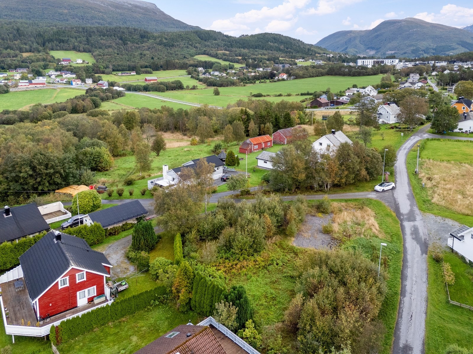 Tomten kan fritt besiktiges når man måtte ønske. Galleribilde