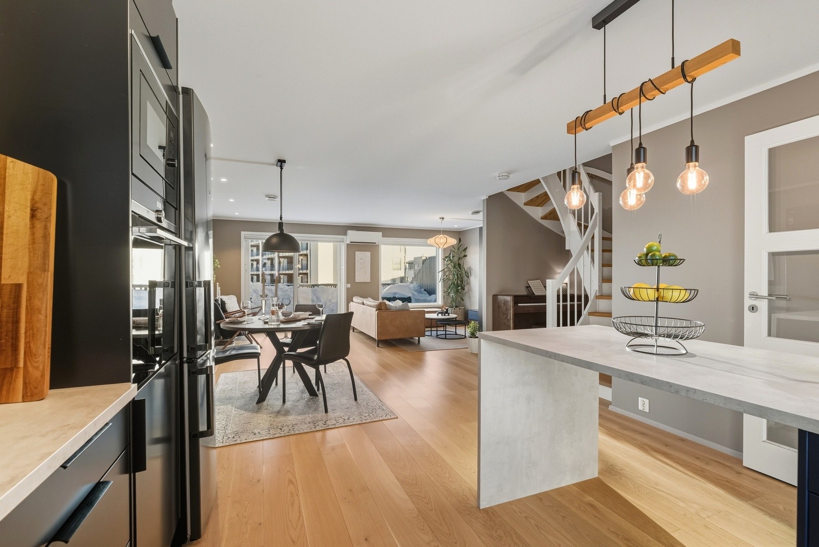 Stue/kjøkken. Galleribilde