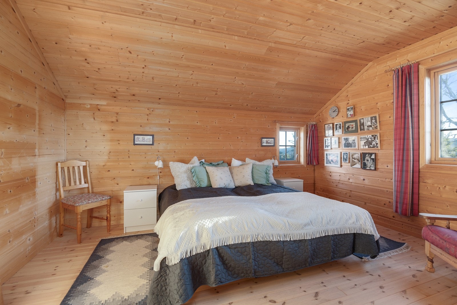 Hytta byr ellers på totalt fire soverom. Galleribilde