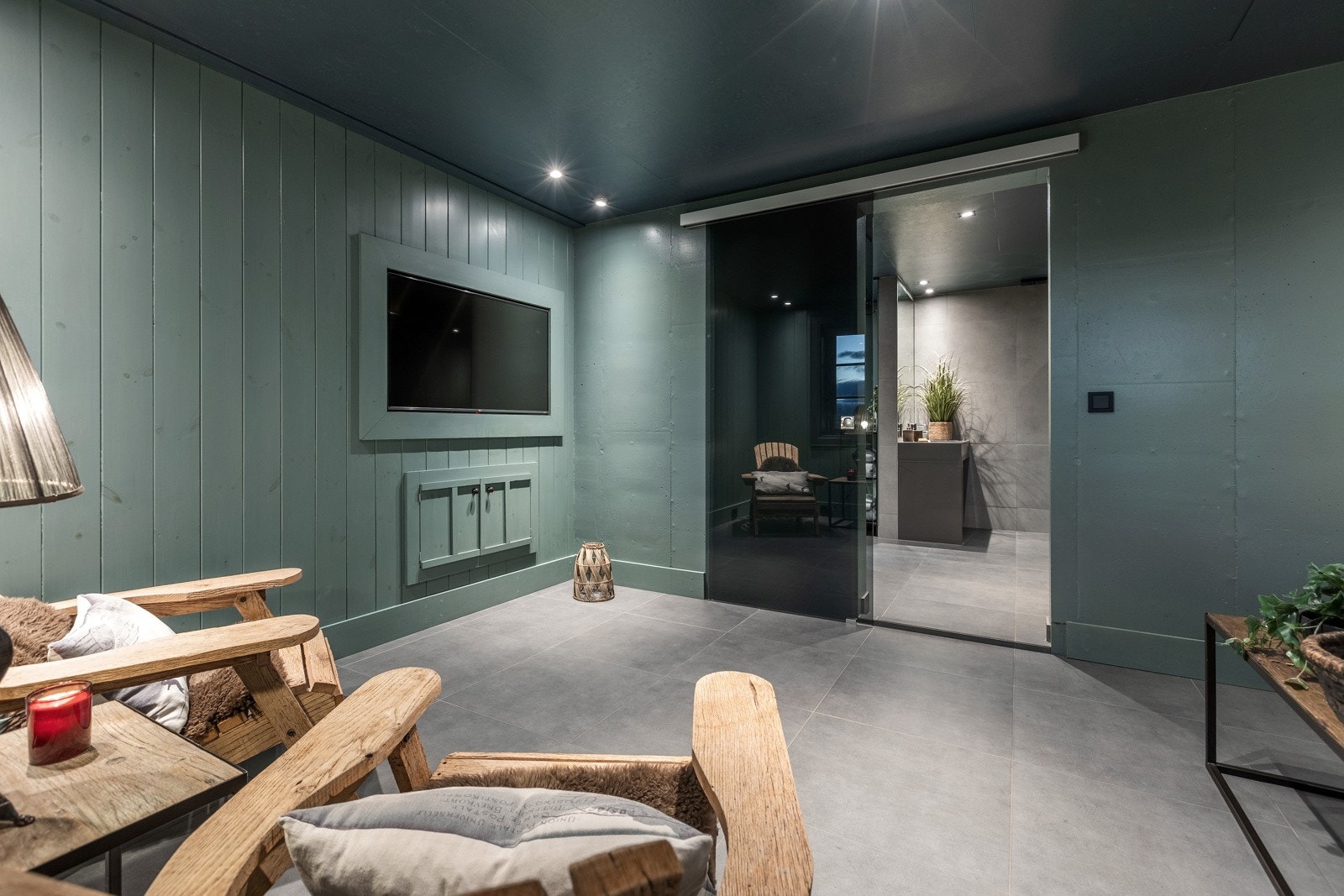 En egen fløy for velvære med spaavdeling ligger i hyttas underetasje. Galleribilde