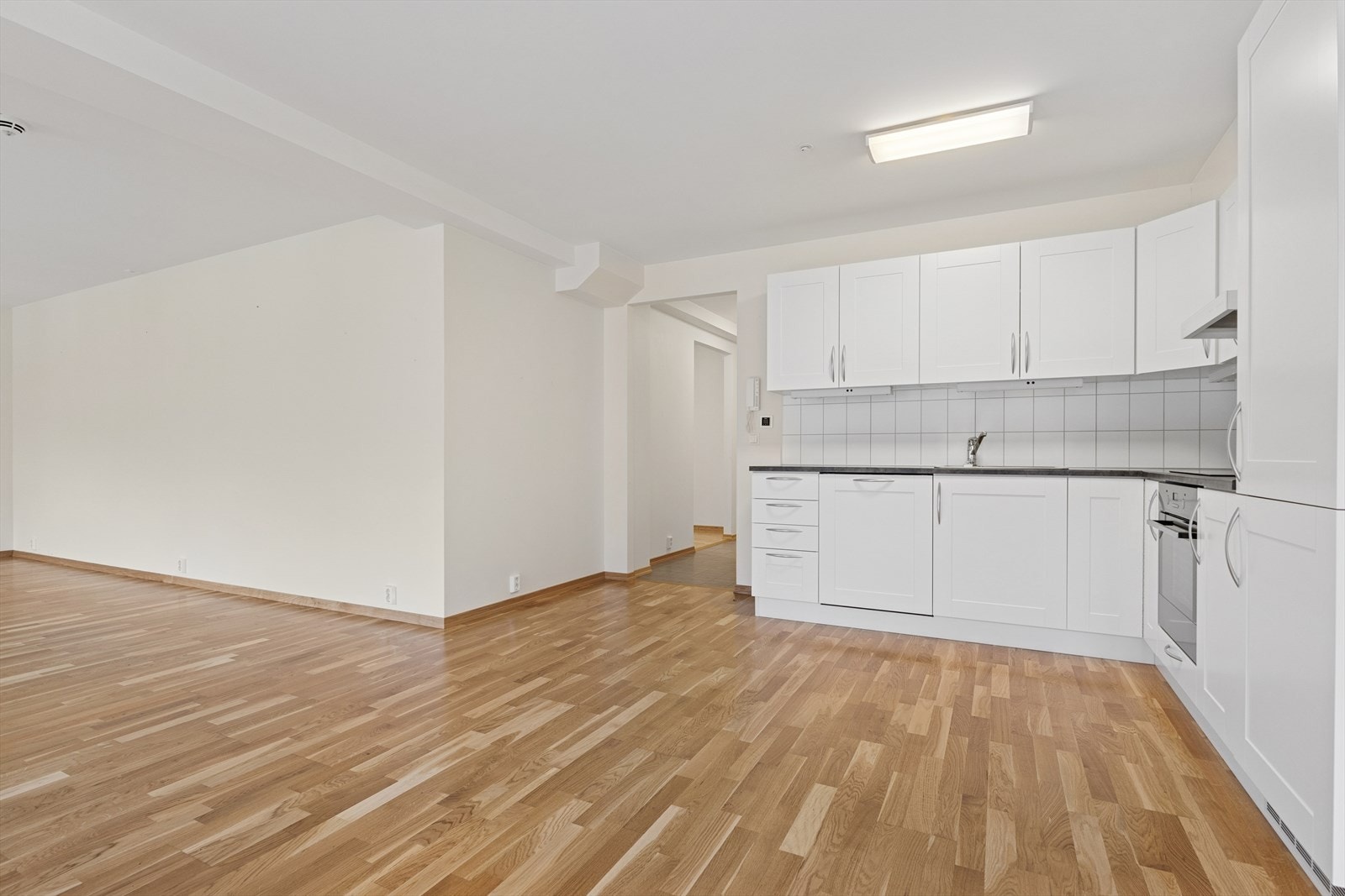 Kjøkken med åpen løsning Galleribilde