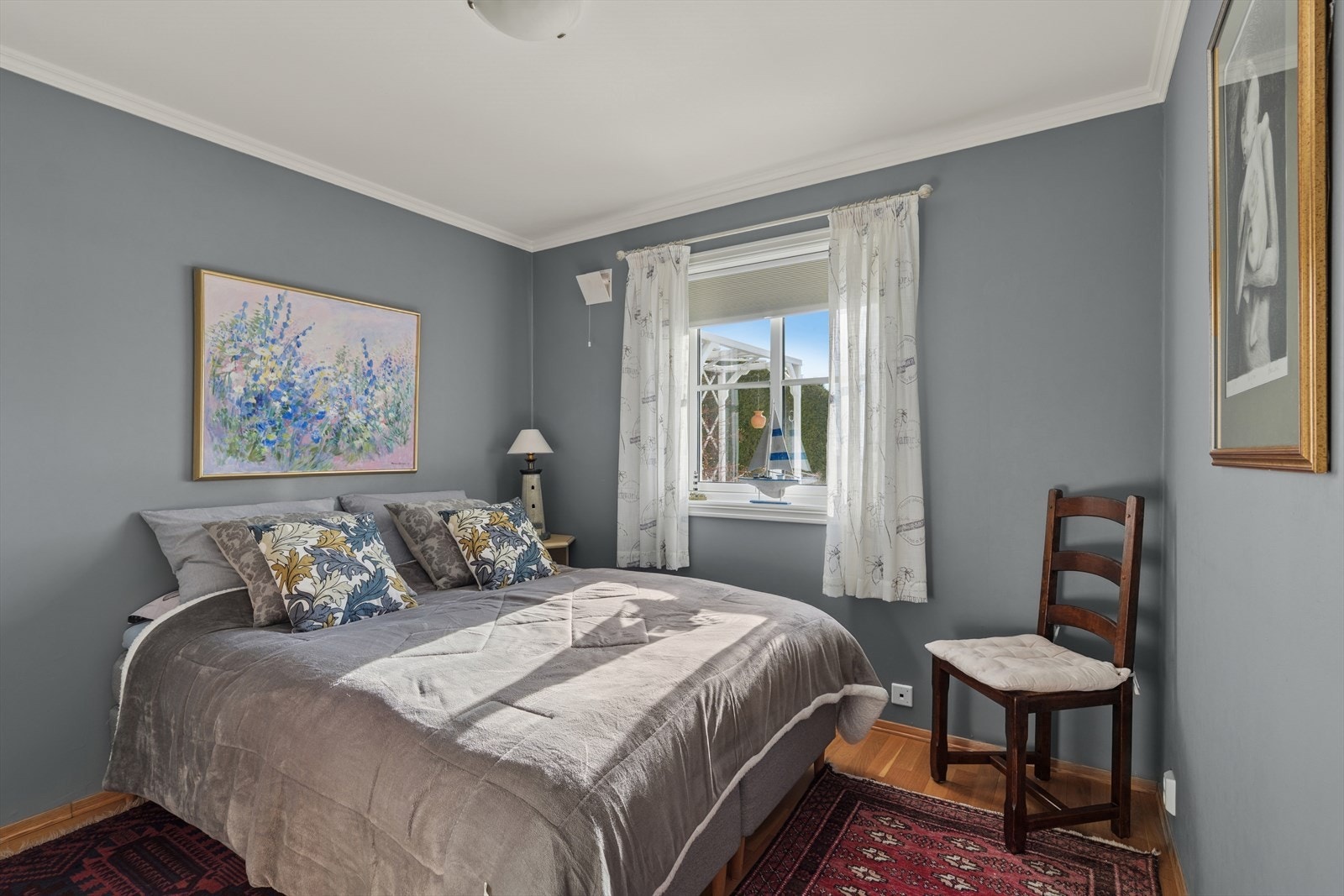 Soverom nummer to har også plass til dobbeltseng. Galleribilde