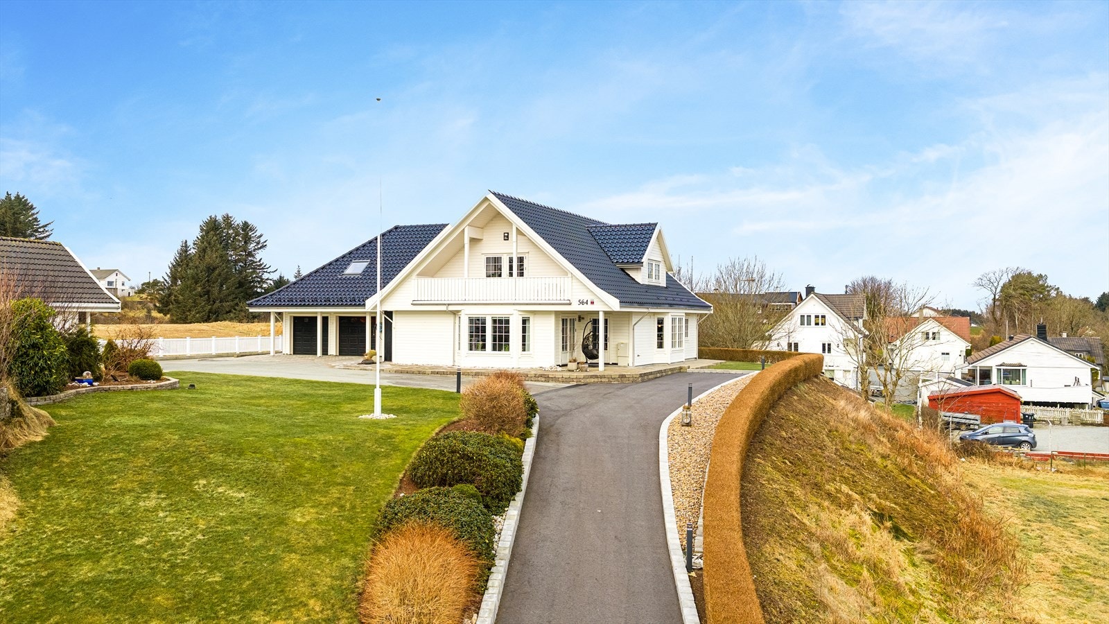 Torvastadvegen 564 er en innholdsrik og flott enebolig fra 2005 Galleribilde