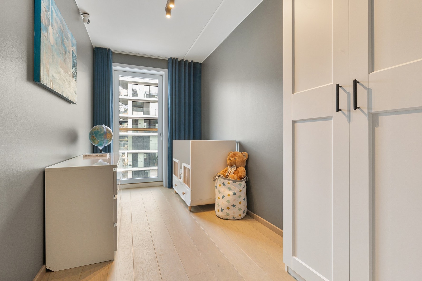 Soverom 3 egner seg godt som gjesterom, kontor eller ekstra soverom etter behov. Galleribilde