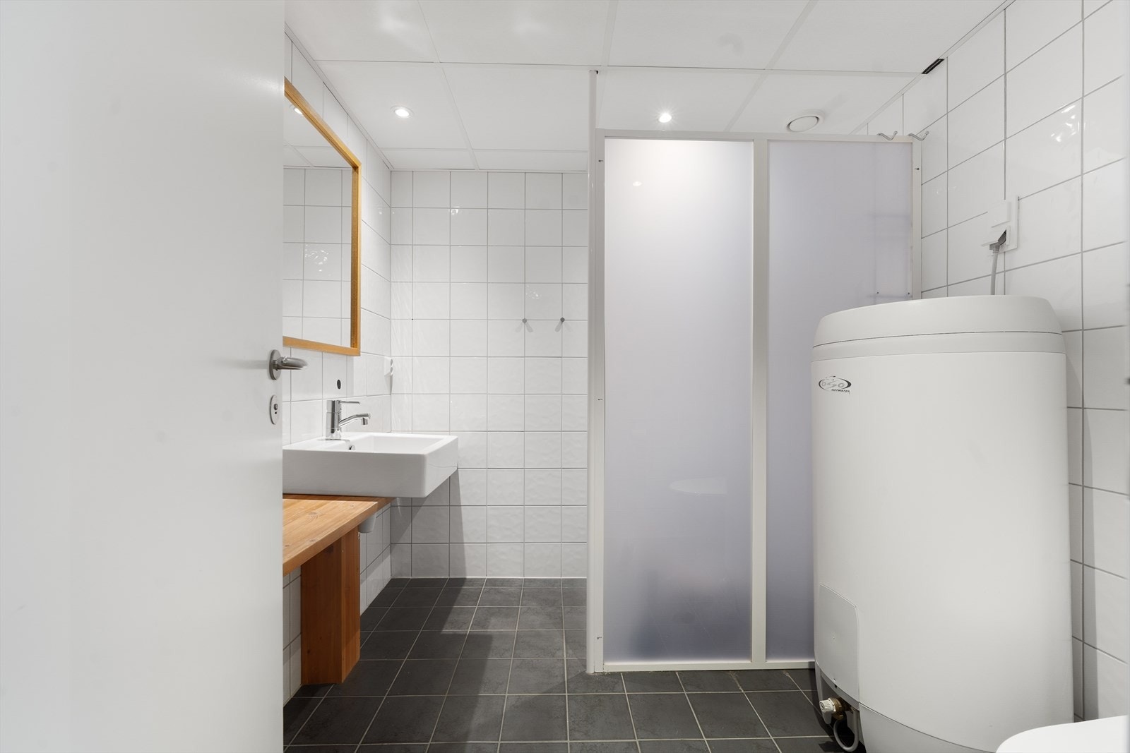 Dette er bad nr.2 i leiligheten Galleribilde