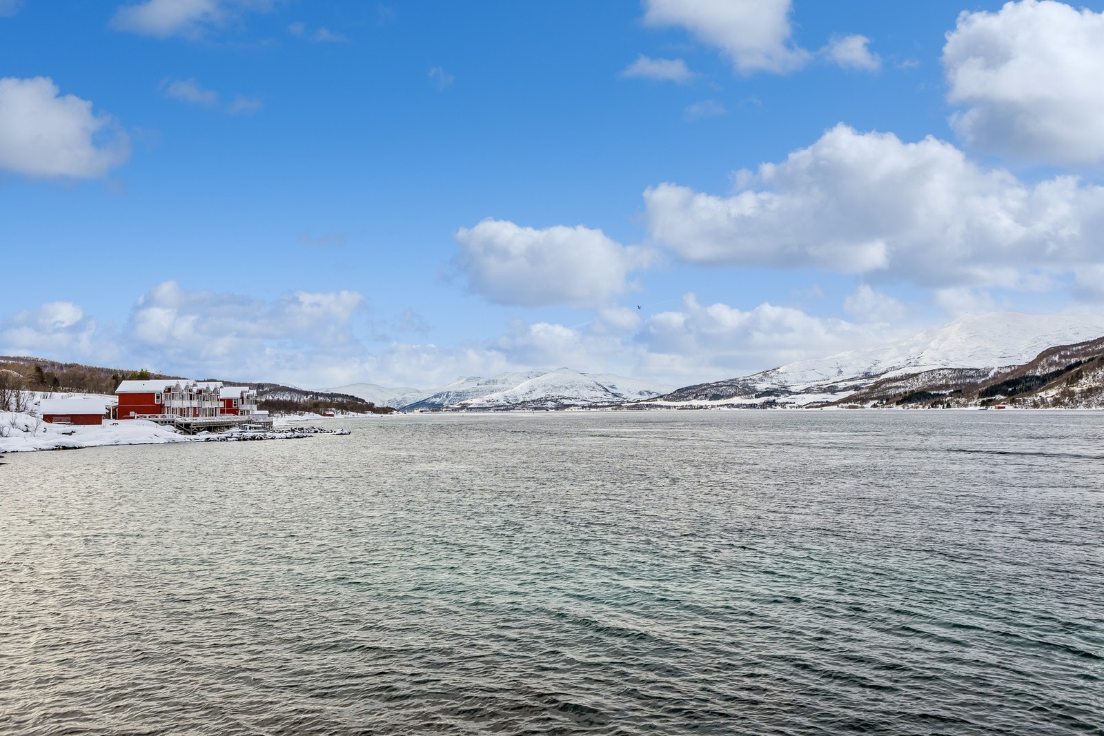 Perfekt for både fritidsfiske og båtliv rett utenfor døren Galleribilde