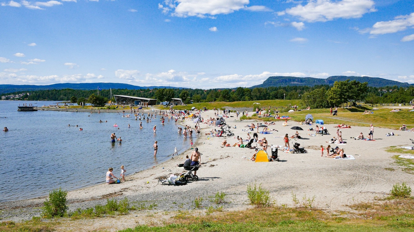 Vakre Storøyodden badestrand, omtalt som en av de vakreste strendene på østlandet. Galleribilde