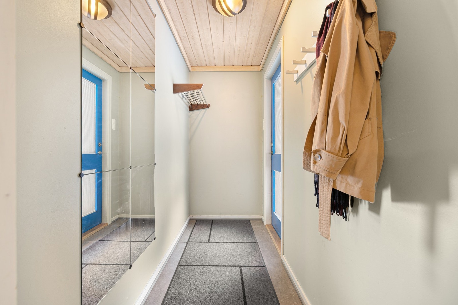 Entré. Galleribilde