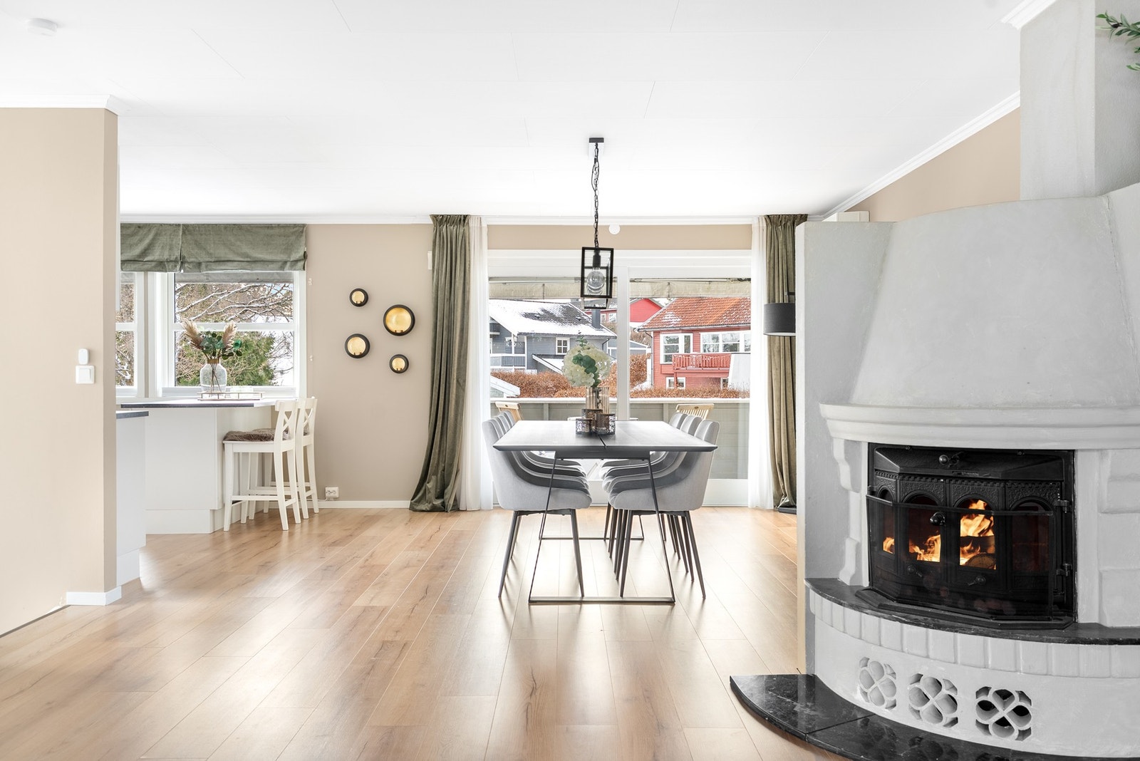 Peis som varmer godt Galleribilde