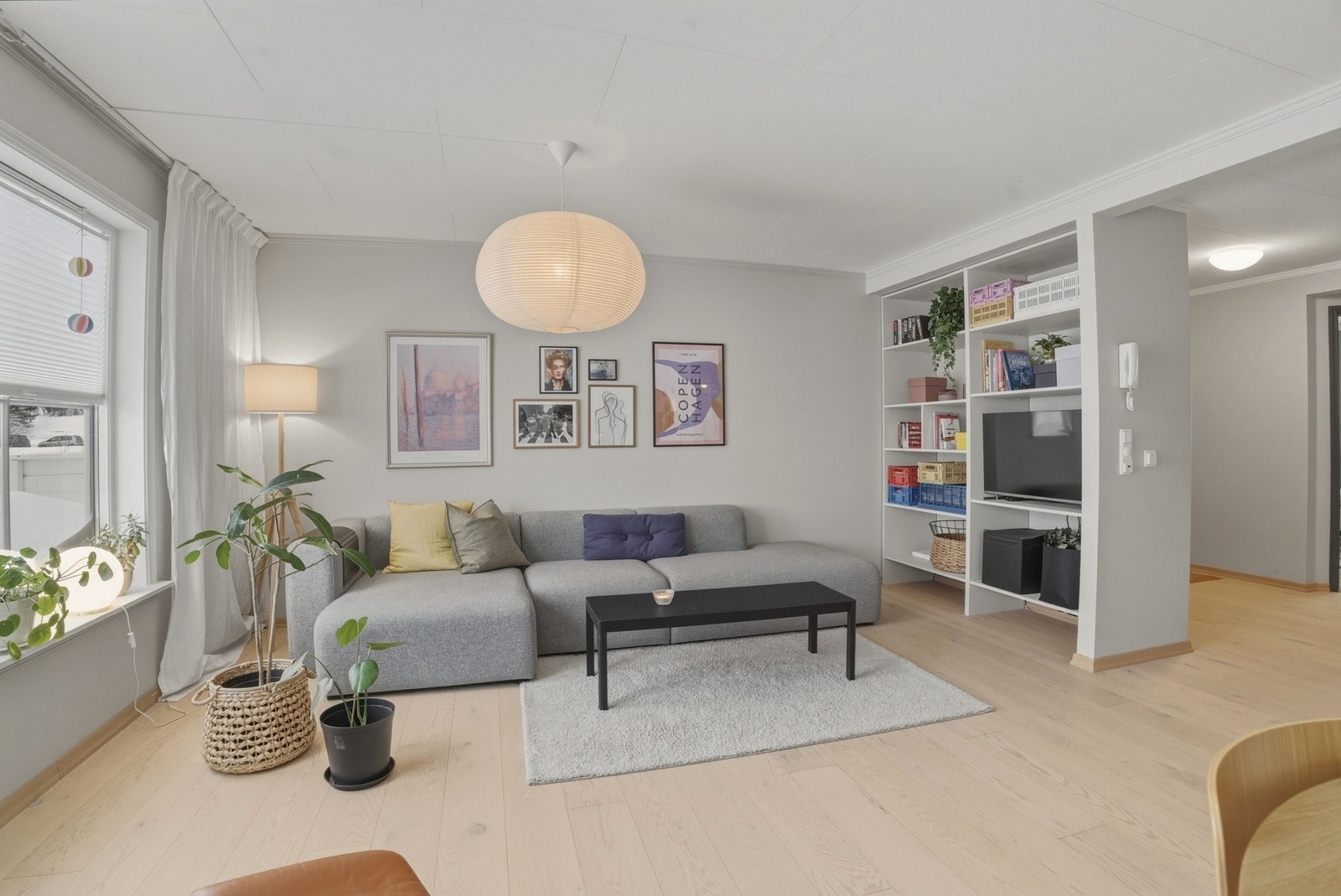 God plass til sittegruppe Galleribilde