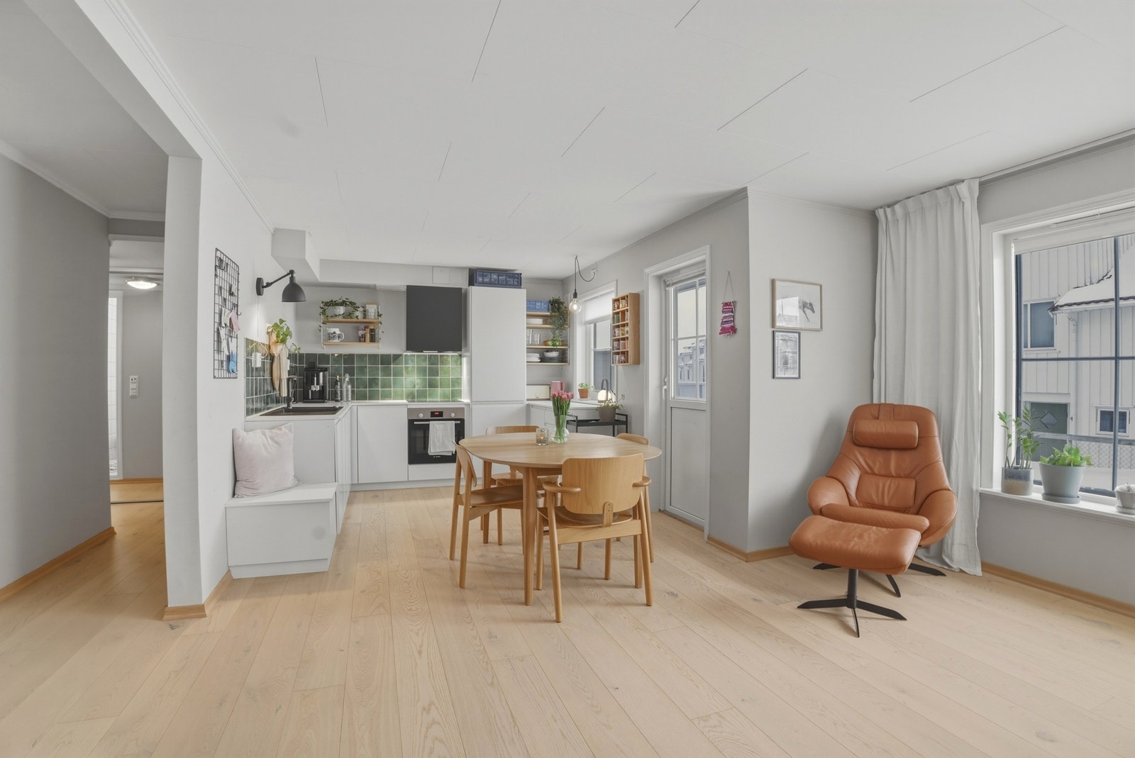 Leiligheten fremstår som tiltalende - Nytt kjøkken 2022 Galleribilde