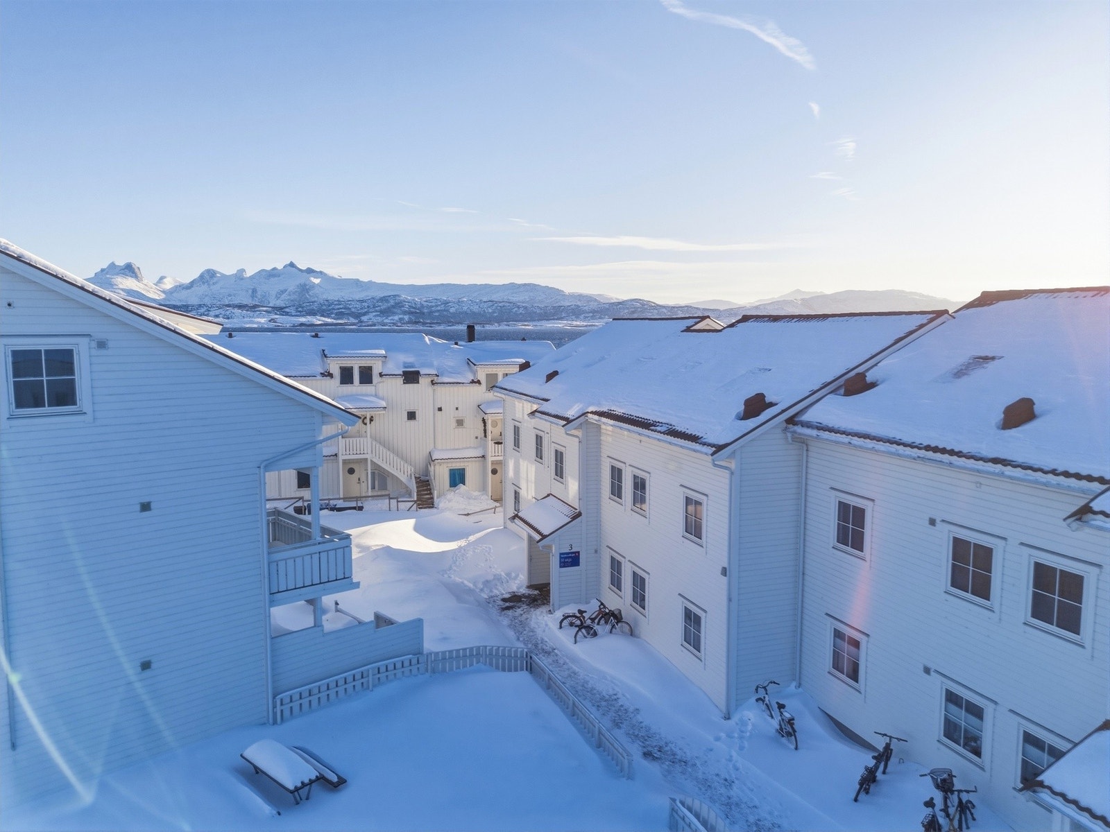 Fasade adkomst Galleribilde