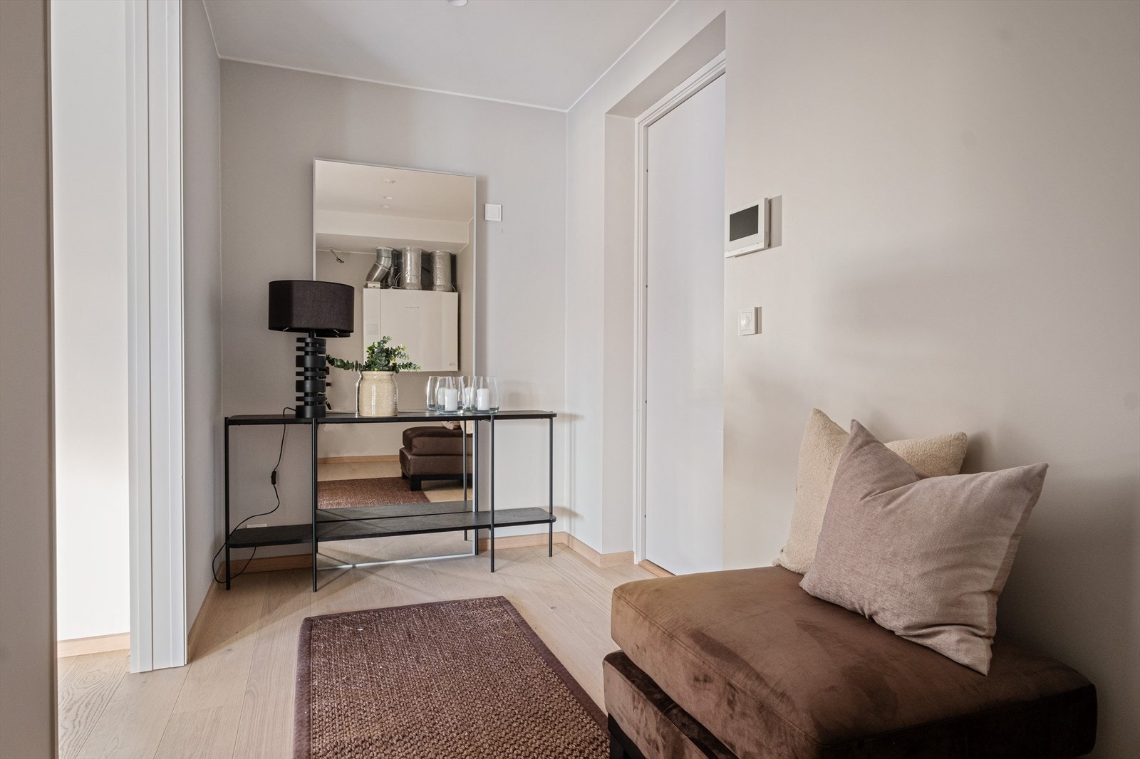 Entré med god plass til å ta imot gjester Galleribilde