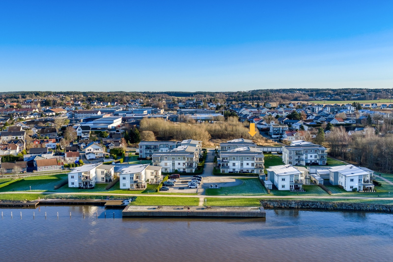 Området oppleves rolig og barnevennlig, med nærhet til både natur og byliv. Galleribilde