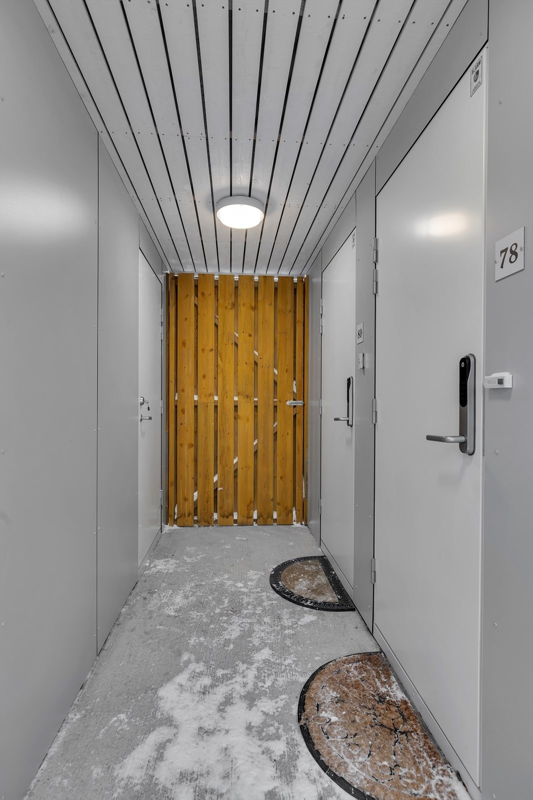 Overbygget inngangsparti Galleribilde