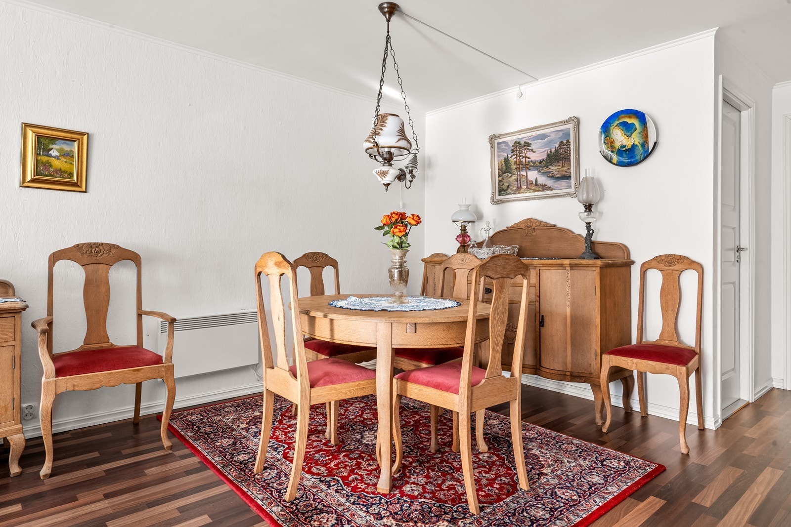 Her kan du samle familie og venner til hyggelige middager. Galleribilde