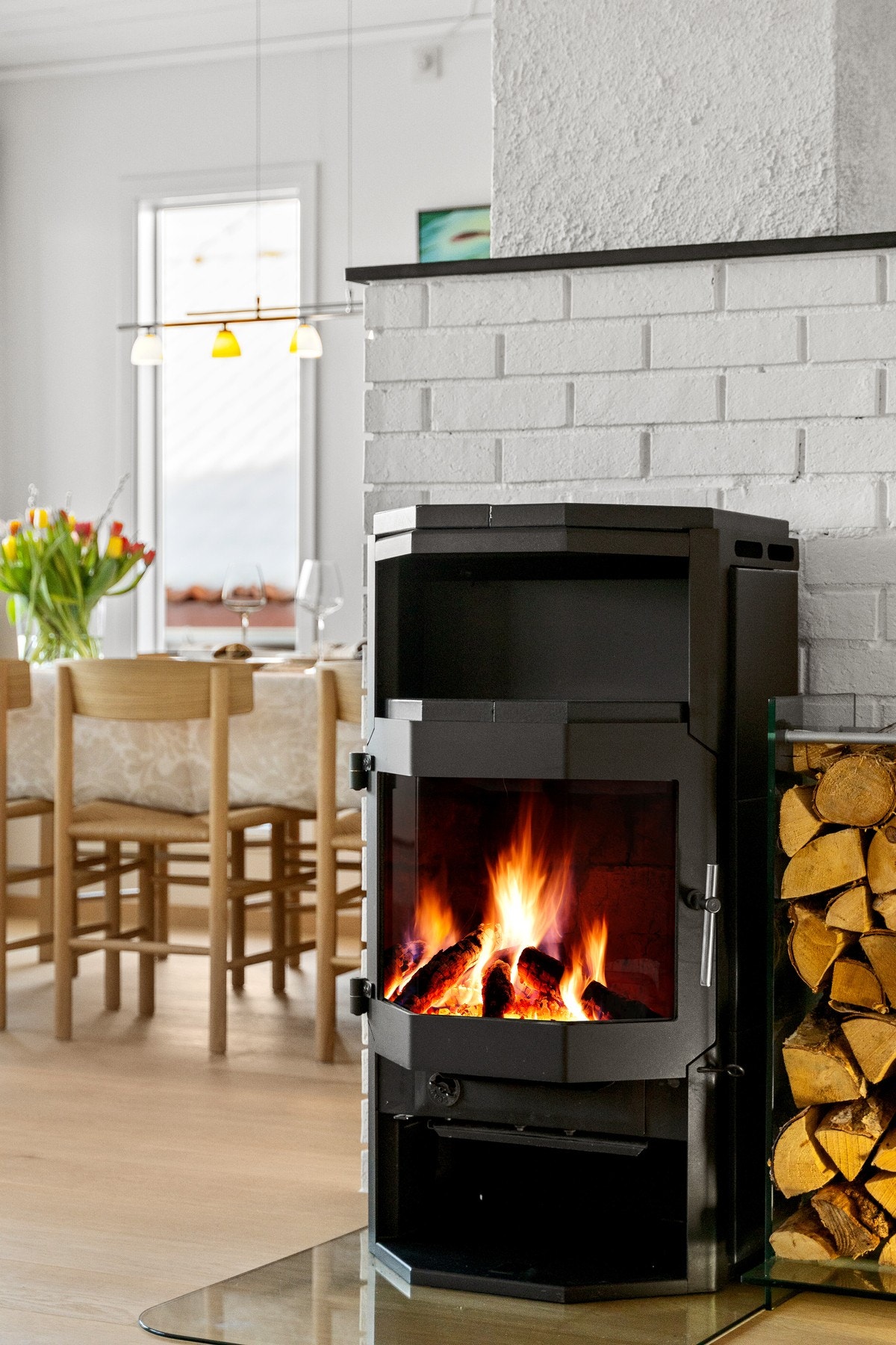 Ildsted som varmer godt på kalde dager. Galleribilde