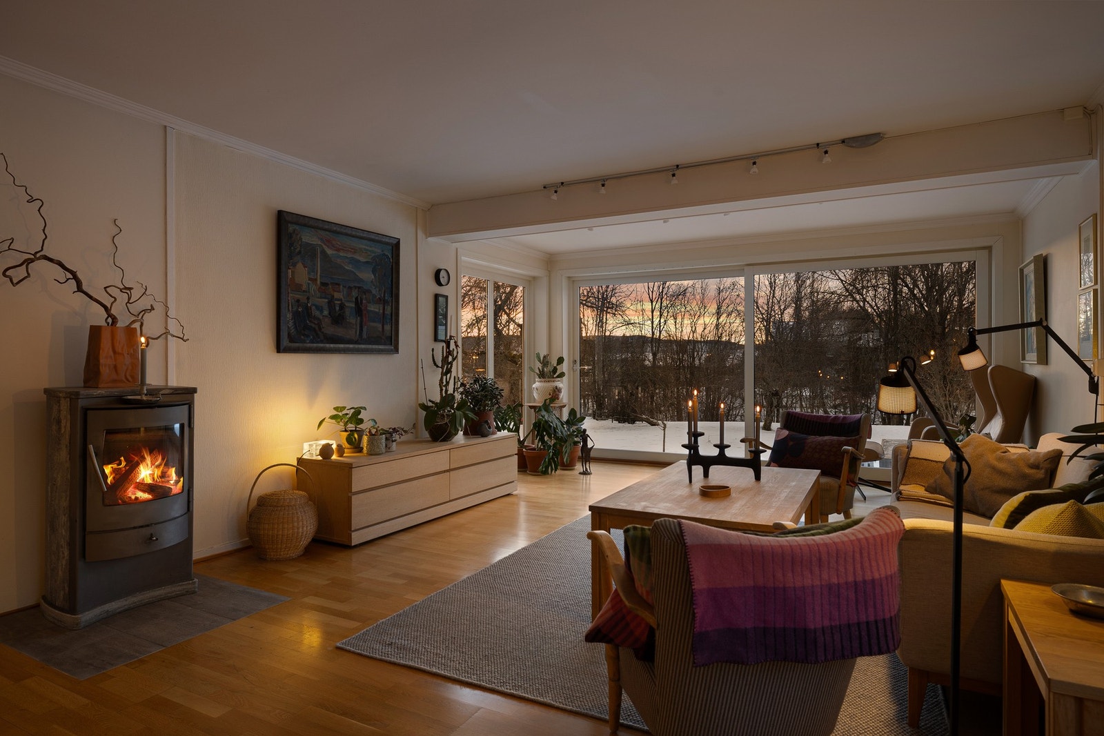 Vedovnen sørger for god stemning og lun varme på kalde dager. Galleribilde