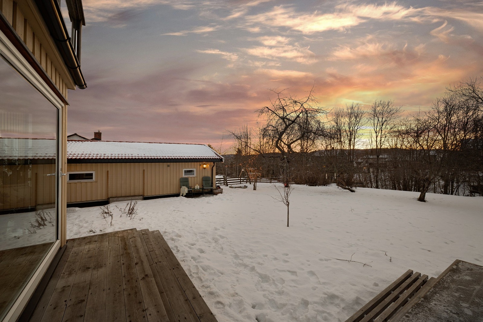 Hagen oppleves svært skjermet fra vegen. Galleribilde