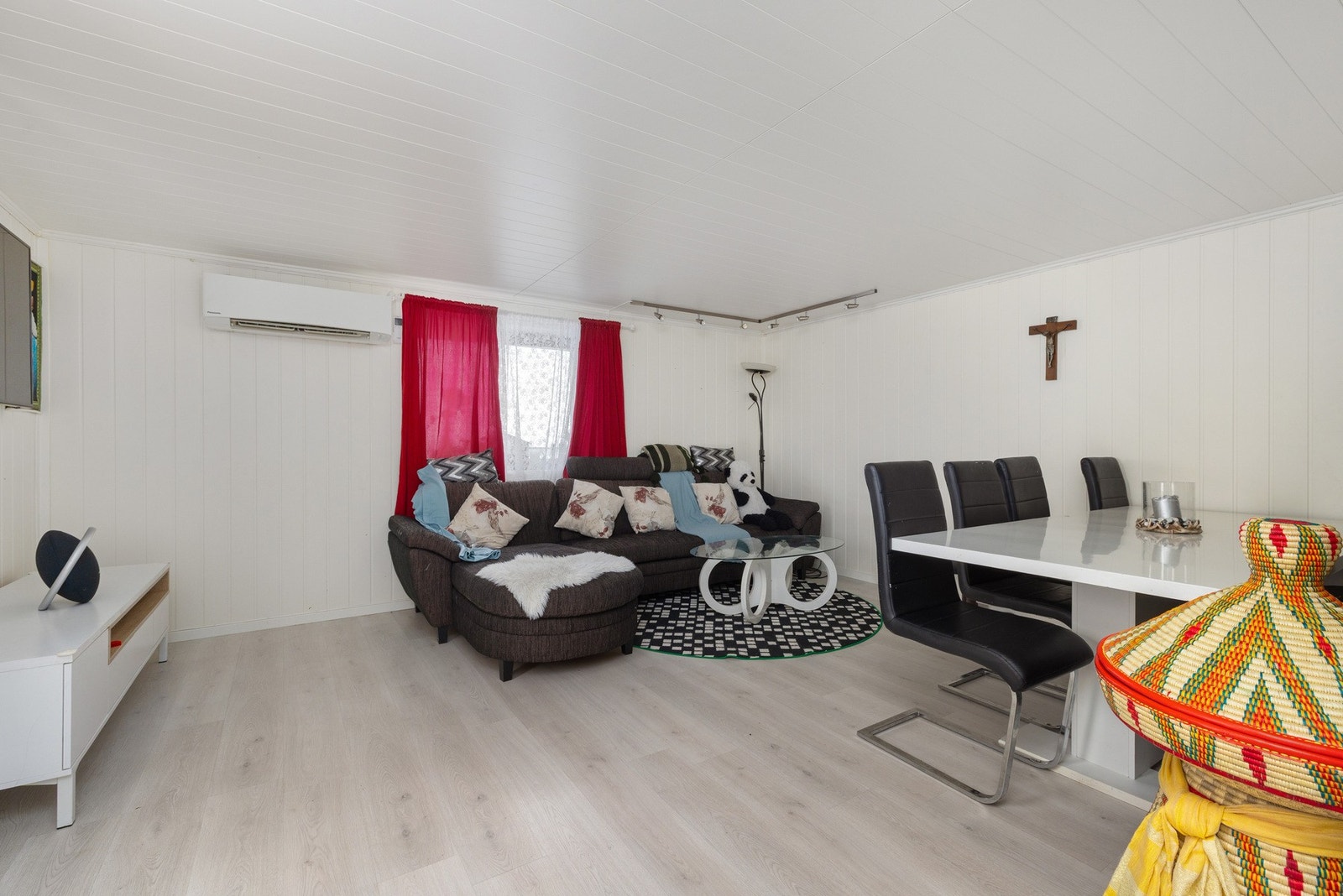 Lys og hyggelig stue. Galleribilde