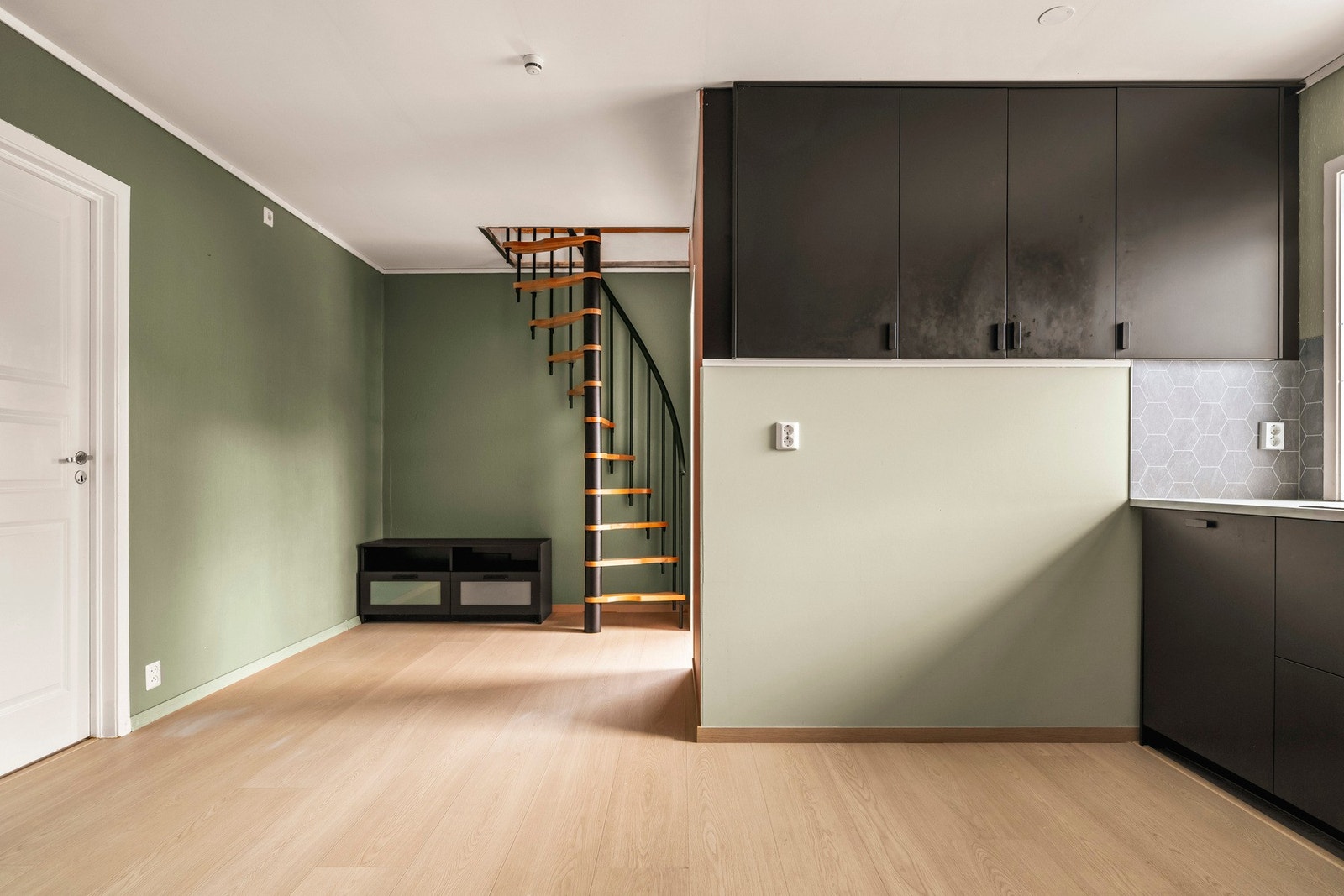 Her har du plass til sofagruppe og mediemøblement. Galleribilde