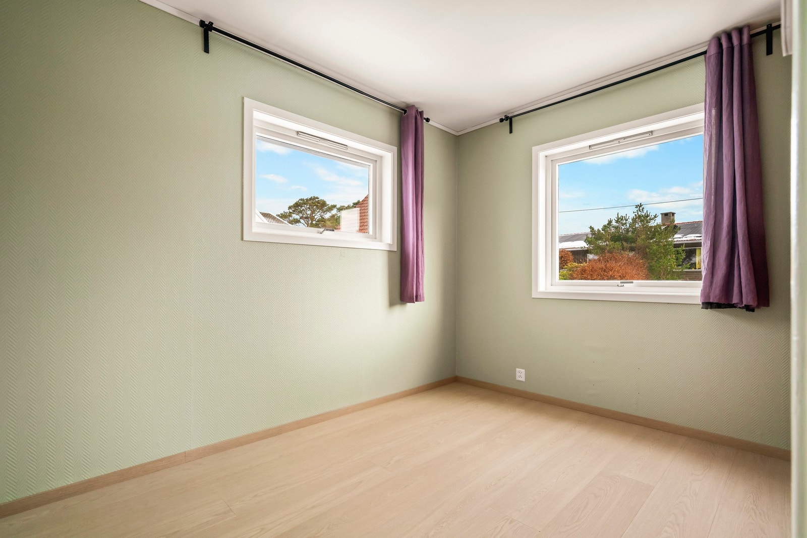 Leiligheten har to gode soverom på henholdsvis 9,4 m² og 5,2 m². Galleribilde