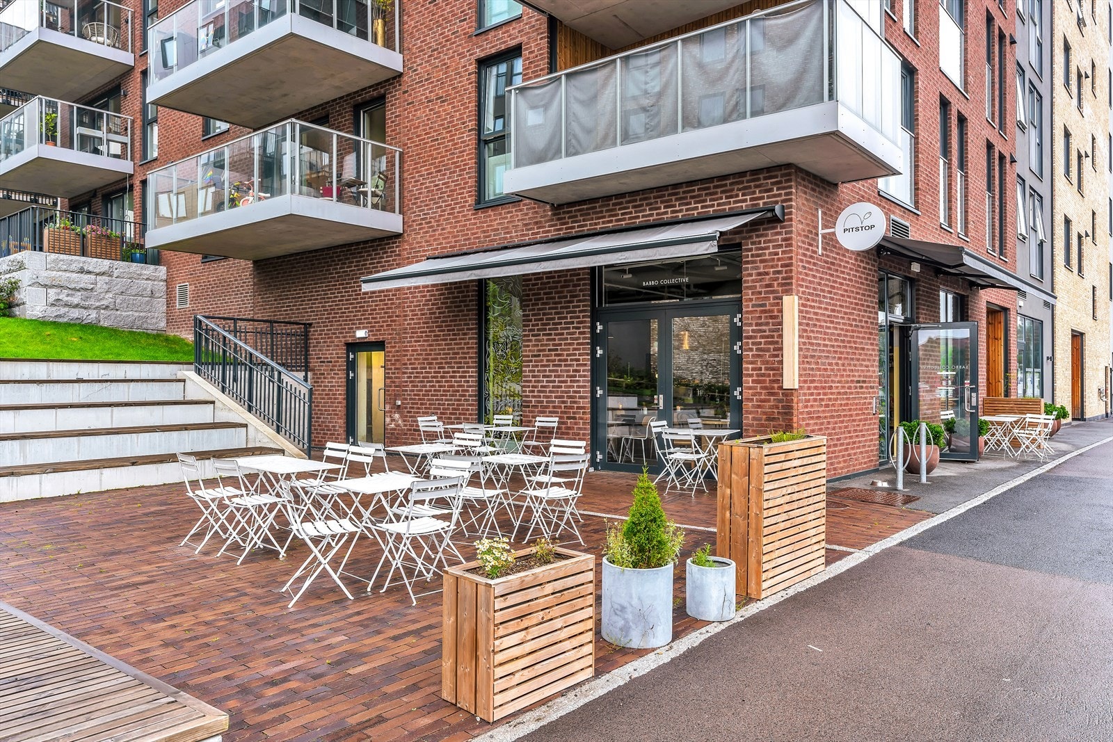 På Frysja Babbo Collective finner du hyggelig servering og en uformell møteplass Galleribilde