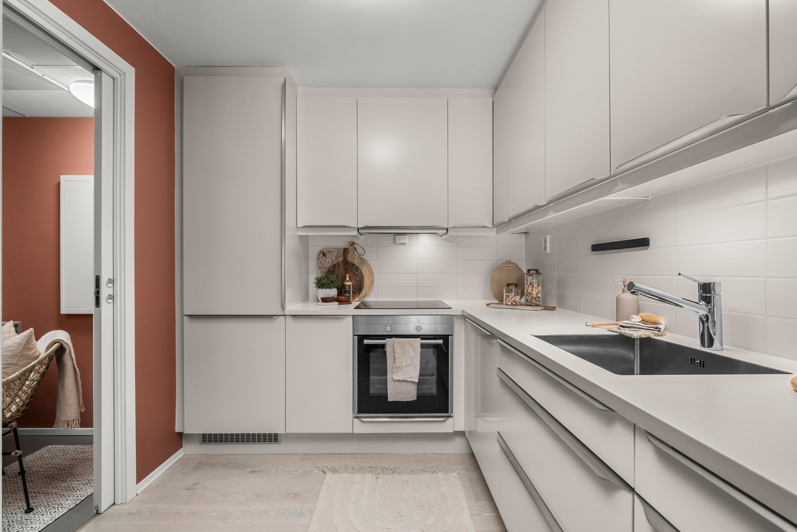 Romslig kjøkken på 5,5 kvm. Galleribilde