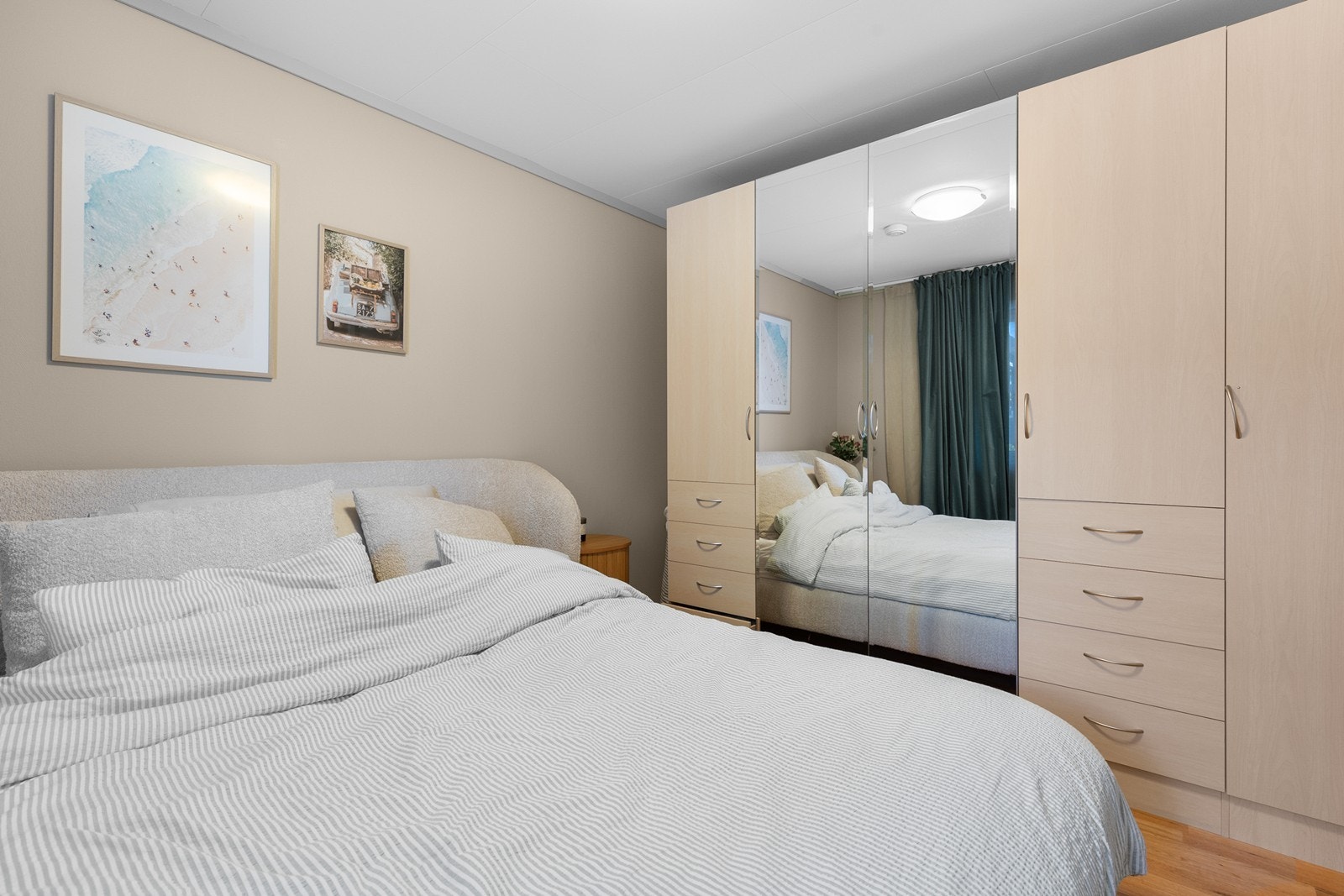 Her er det god plass til garderobe Galleribilde