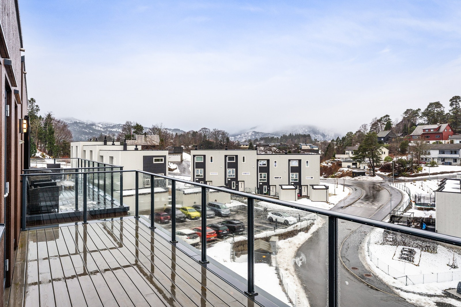 Her kan du benytte ønsket altan etter solforholdene. Galleribilde