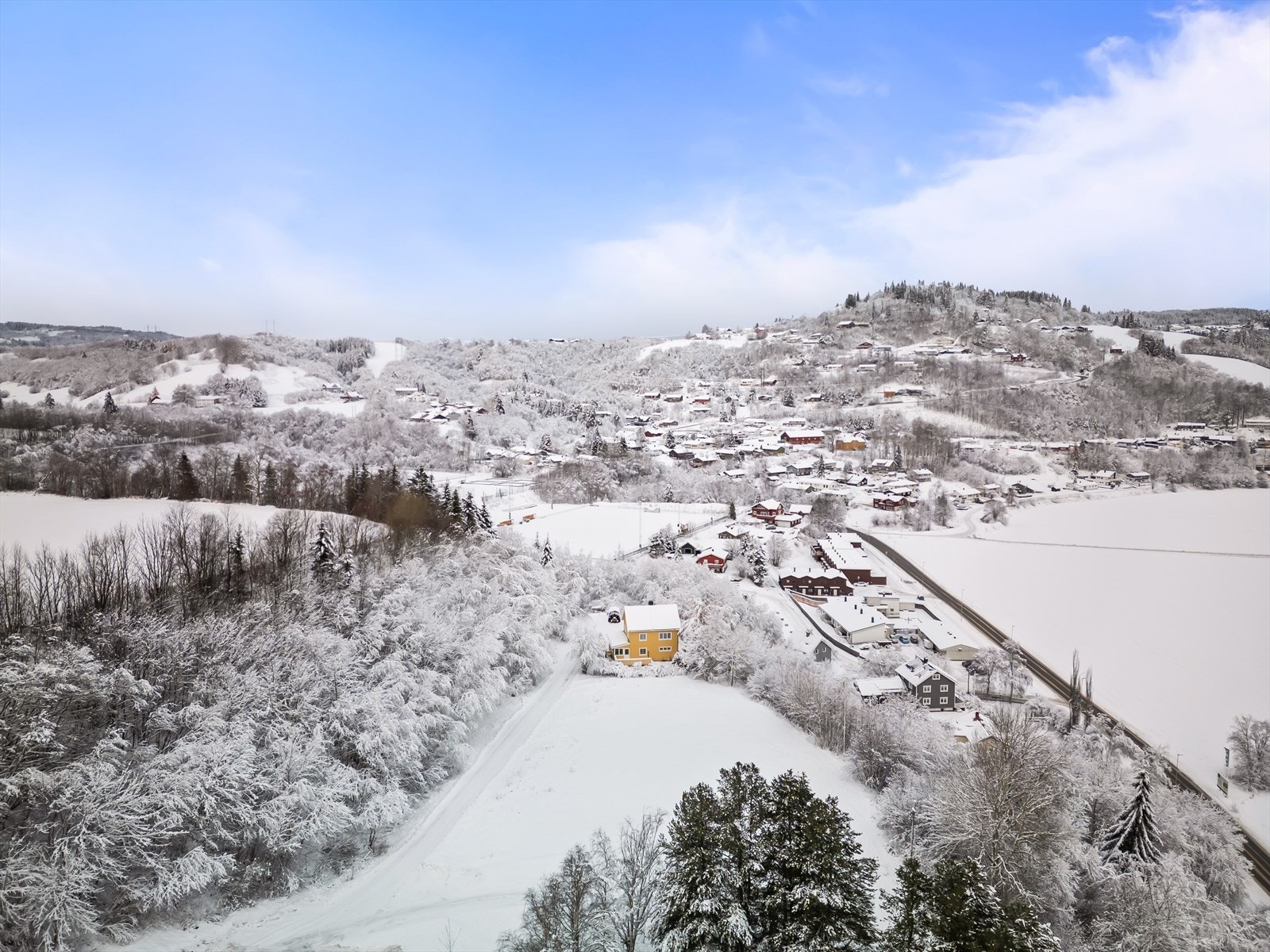 Ta kontakt med megler for å melde din interesse, eller om du ønsker mer informasjon. Galleribilde