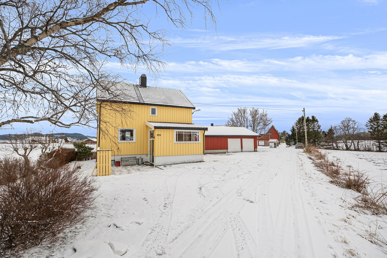 Gårdsplass Galleribilde