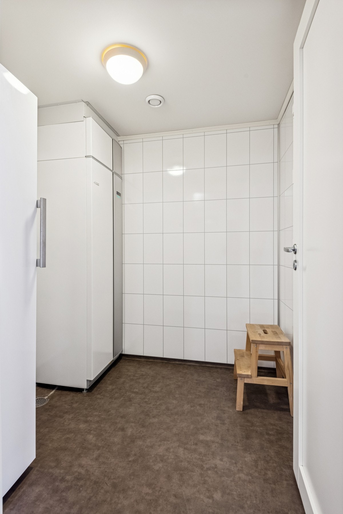 Tekniskrom/bod med varmesentral for vannbåren varme. Galleribilde