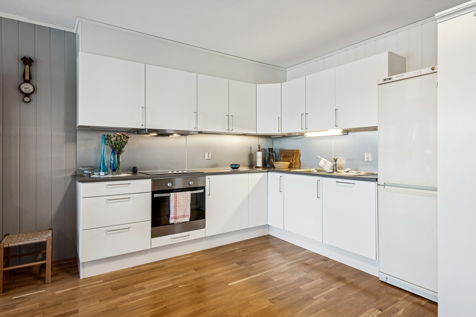 Lyst og pent kjøkken fra JKE design Galleribilde