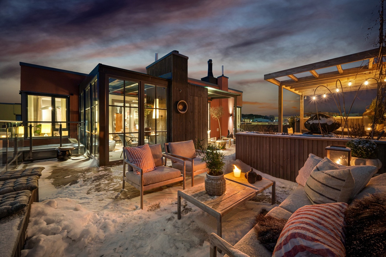 EiendomsMegler1 ved Markus Tangvik har gleden av å presentere en særdeles flott toppleilighet på Lilleby. Foto: Krokstad&Nervik AS Galleribilde