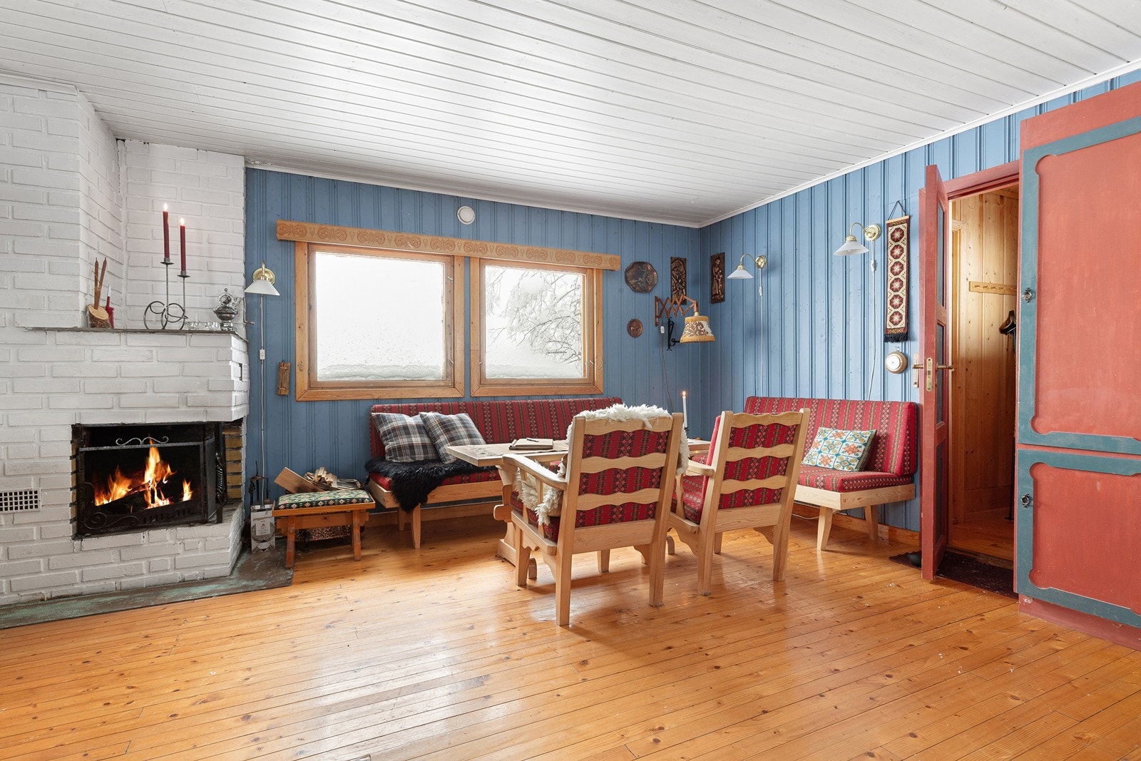 I stua er det rom for en komfortabel sofakrok, og kan møbleres med ulike sofaløsninger som passer både små og store behov. Galleribilde