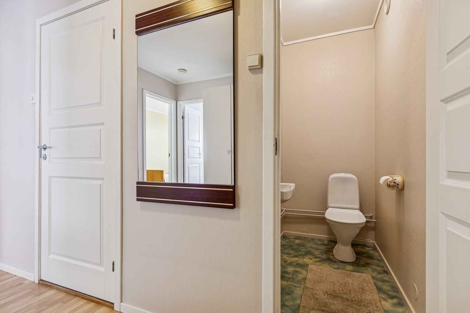 Leiligheten har separat WC-rom. Galleribilde