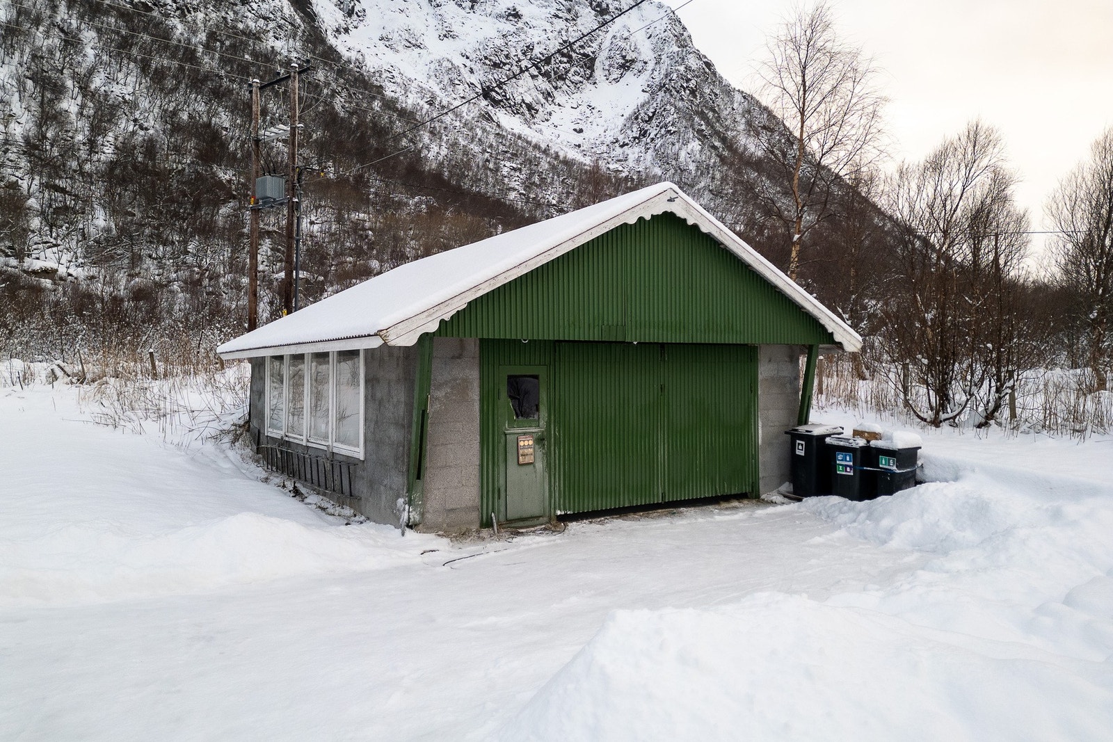 Garasje, oppført 1992 på 48 m² Galleribilde