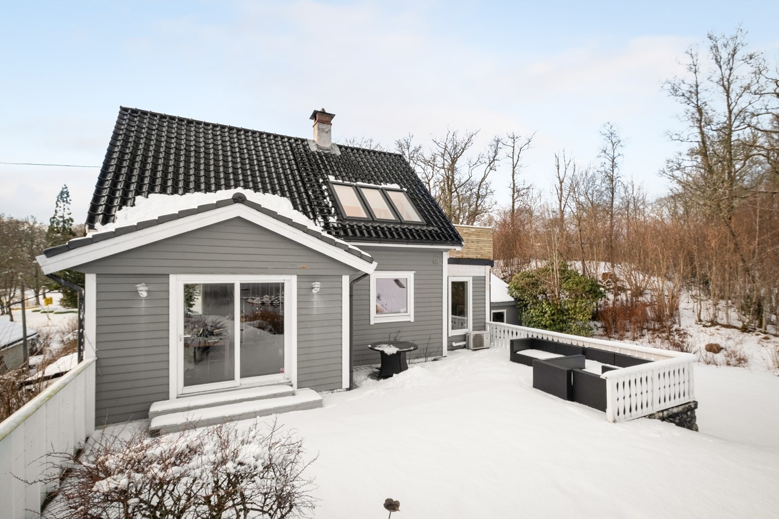 Vinterstemning i hagen Galleribilde