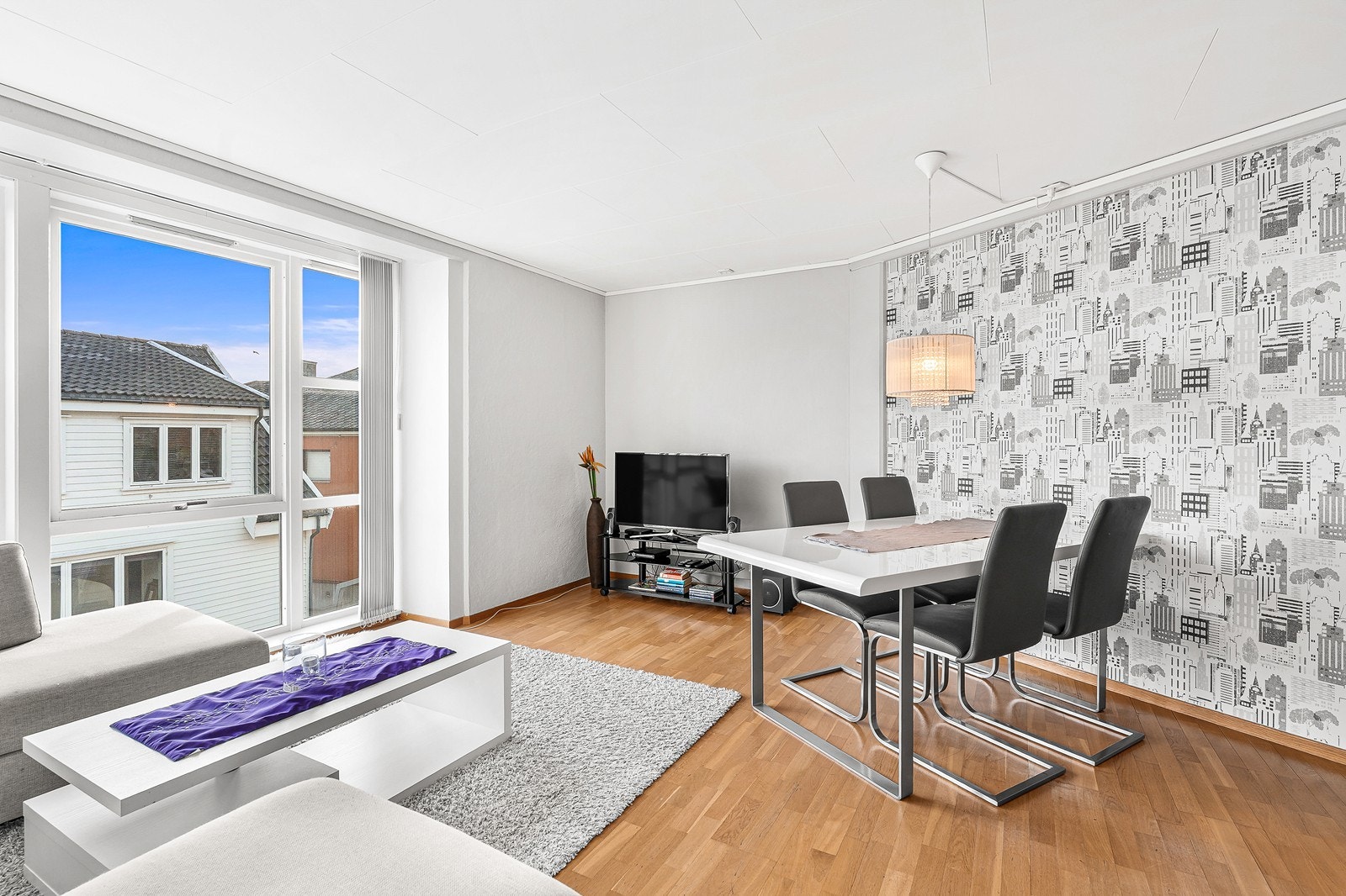 Her er det også plass til en spisegruppe. Galleribilde