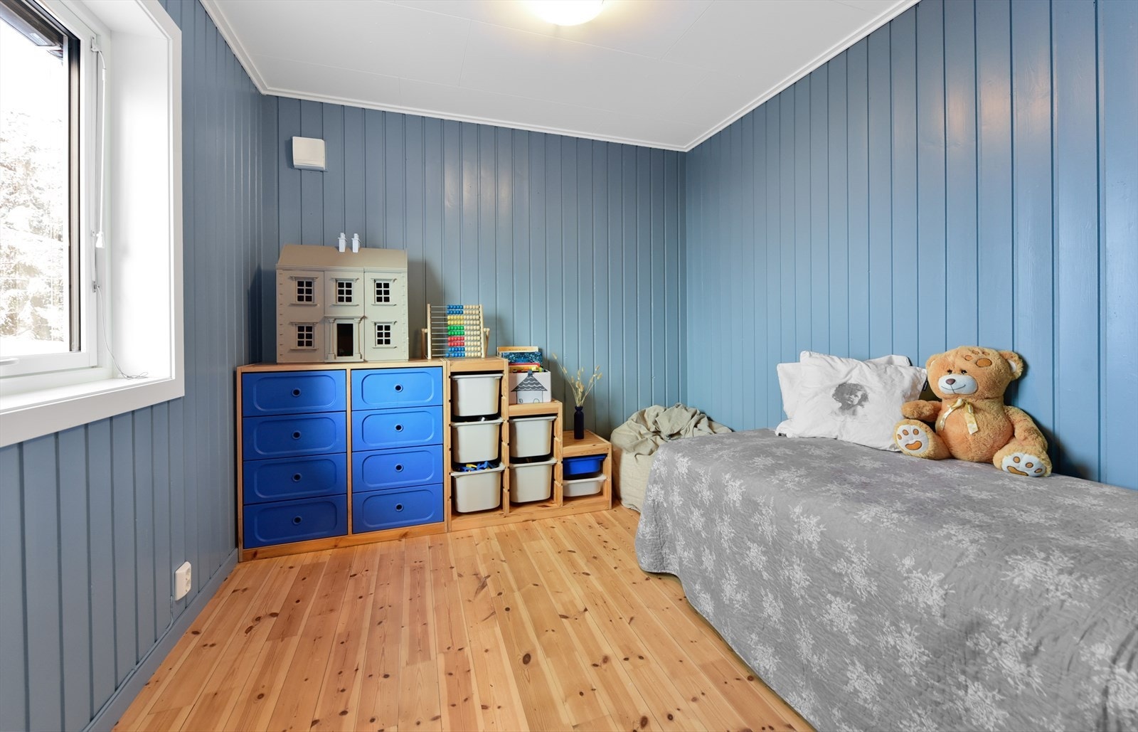 Soverom nr. 2 i hovedetasjen Galleribilde