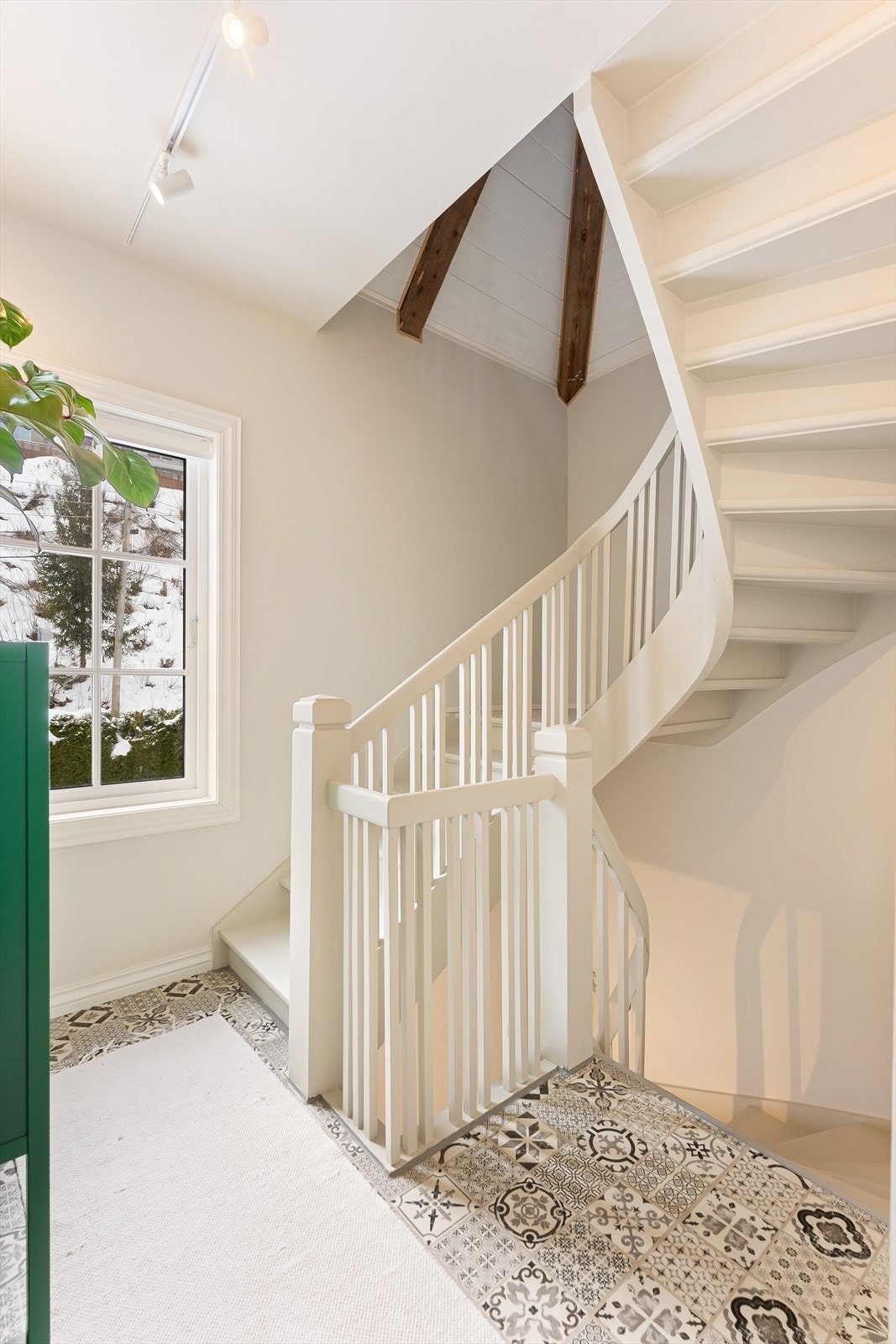 Trapp til loftet. Galleribilde