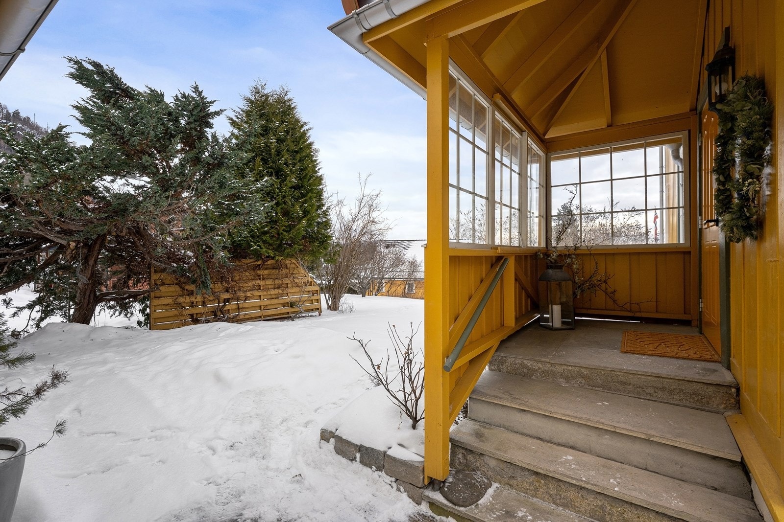 Overbygget inngangsparti. Galleribilde