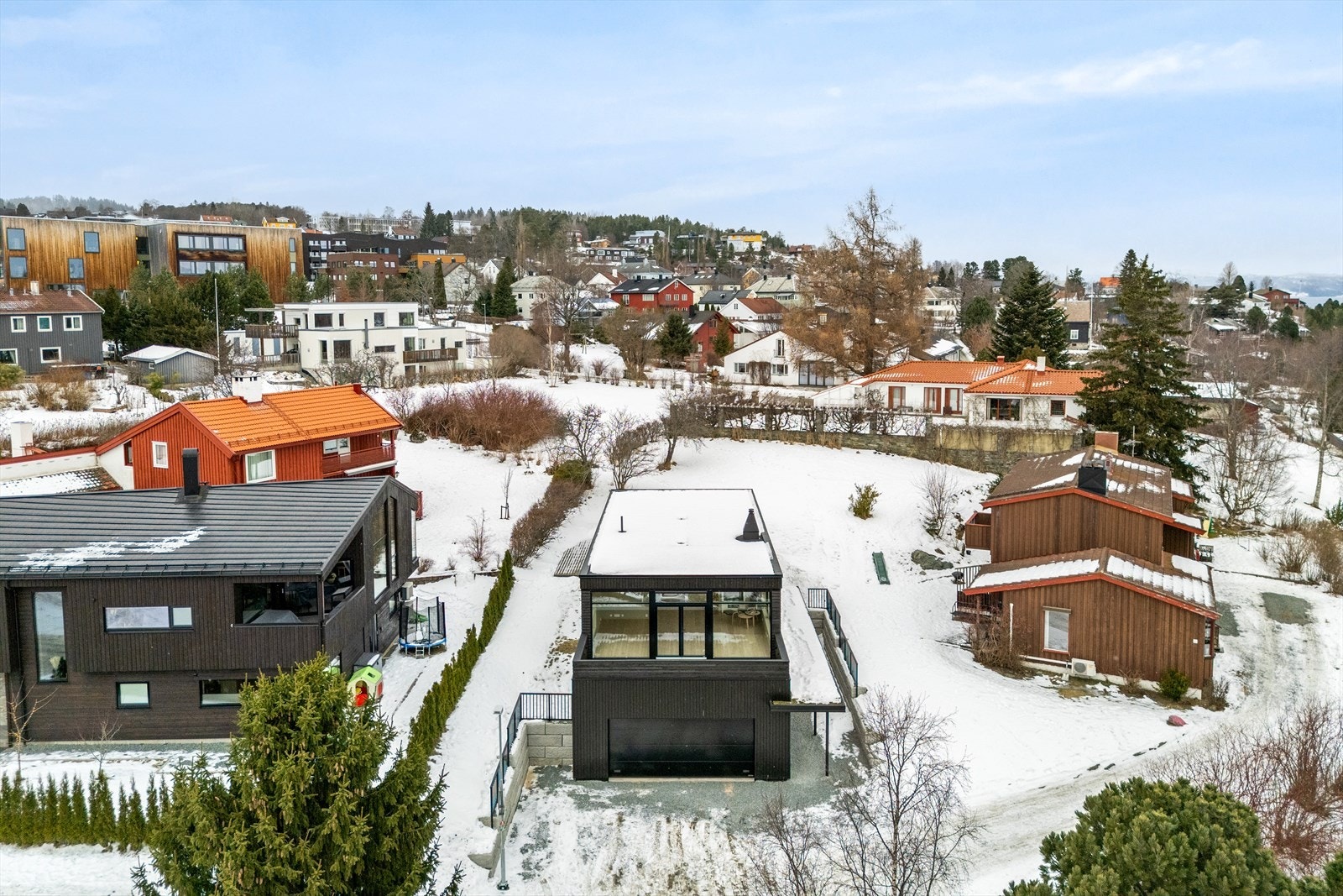 Garasjeport fra Hørmann, LPU 42 Bredde 5000 Høyde 2250 Galleribilde