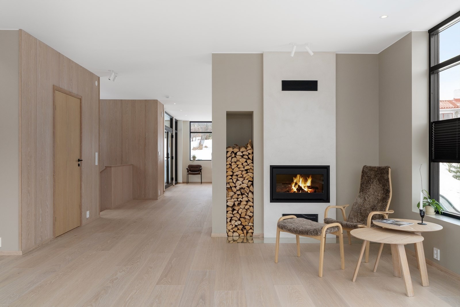 Smarthus med type Pleid, styres fra smarttelefon eller nettbrett, alternativt fra brytere Galleribilde