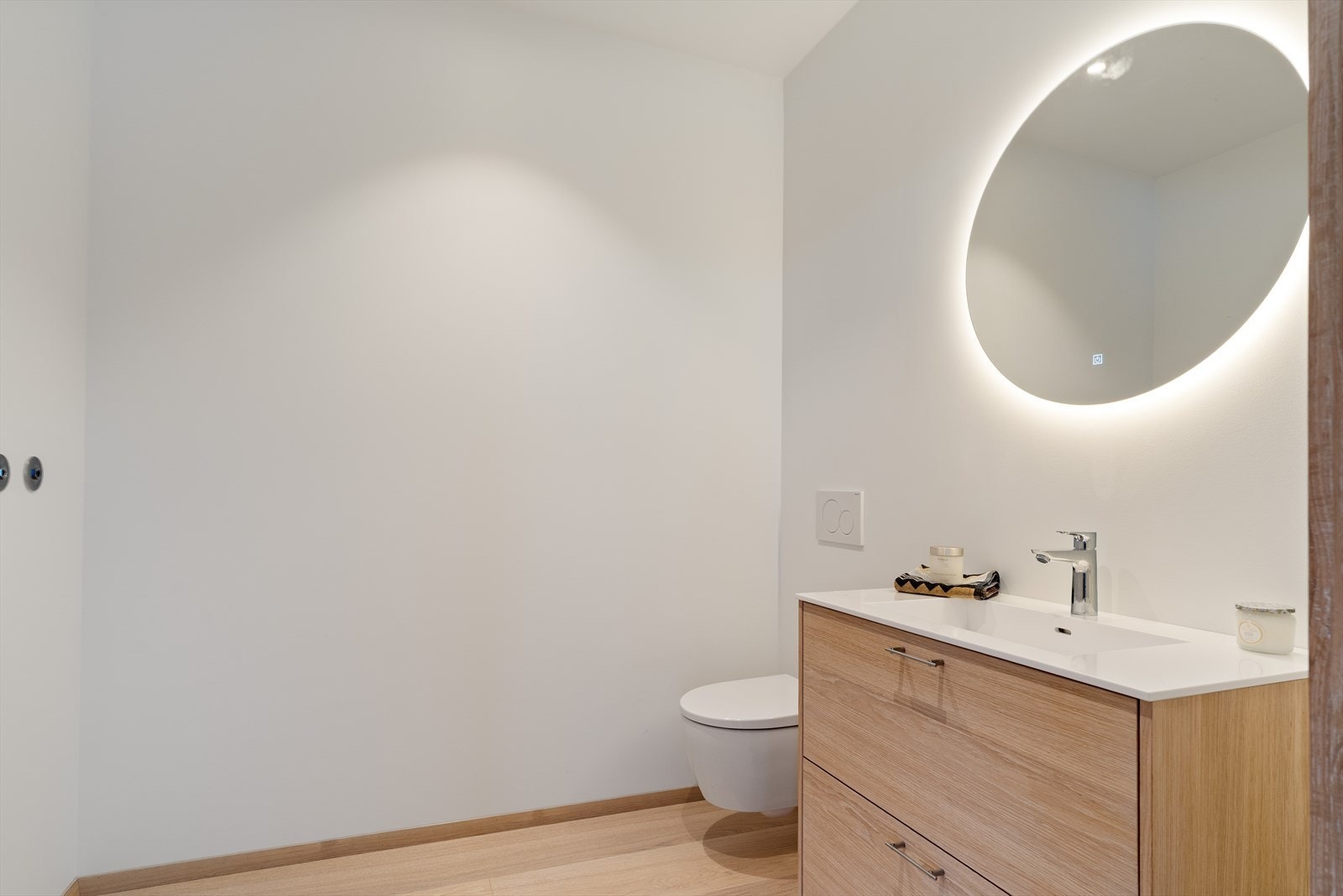 WC er forberedt for etablering bad - sluk og uttak dusj er etablert Galleribilde