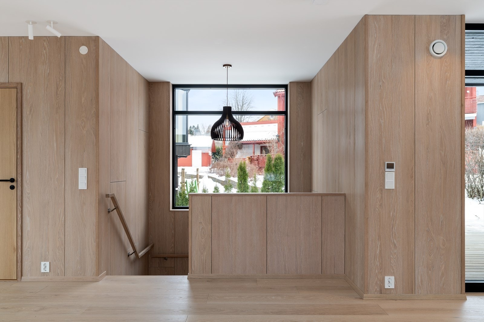 Ferdigmontert takpendel i trapperom Galleribilde